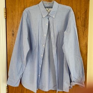 Men’s Old Navy Classic Fit Button down